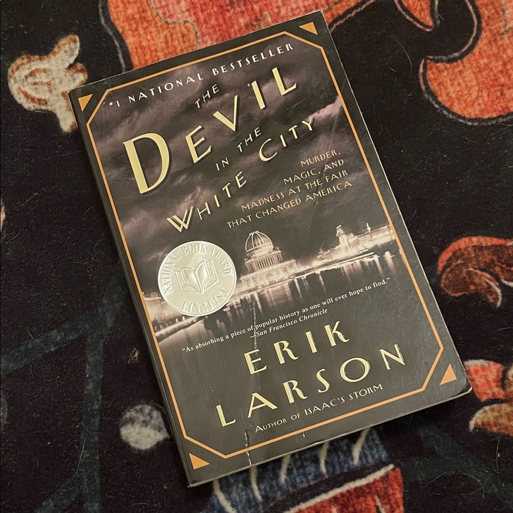 The Devil in the White City by Erik Larson (paperback)